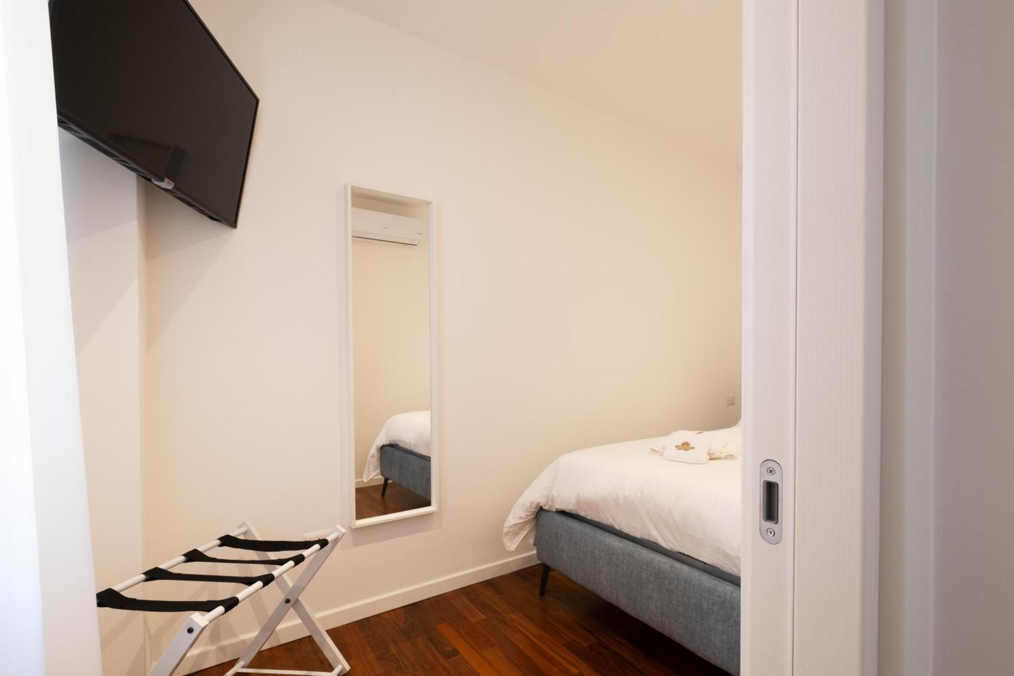 Ferienwohnung The Apulian Loft Bari - Via Celentano Exterior foto