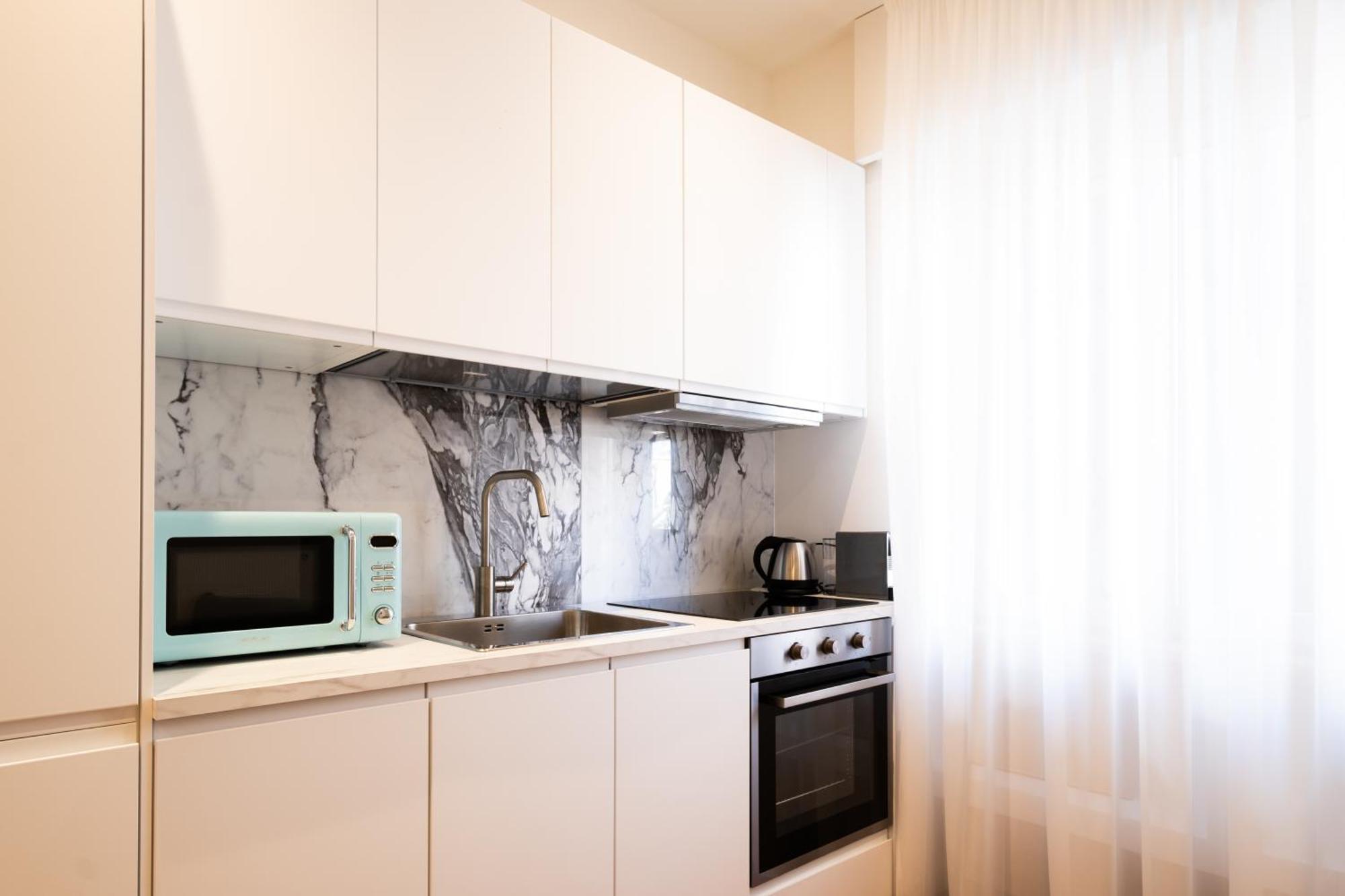 Ferienwohnung The Apulian Loft Bari - Via Celentano Exterior foto